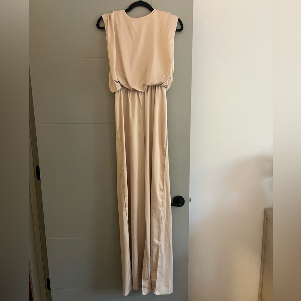 NWT. NastyGal • V Back Wide Leg Jumpsuit